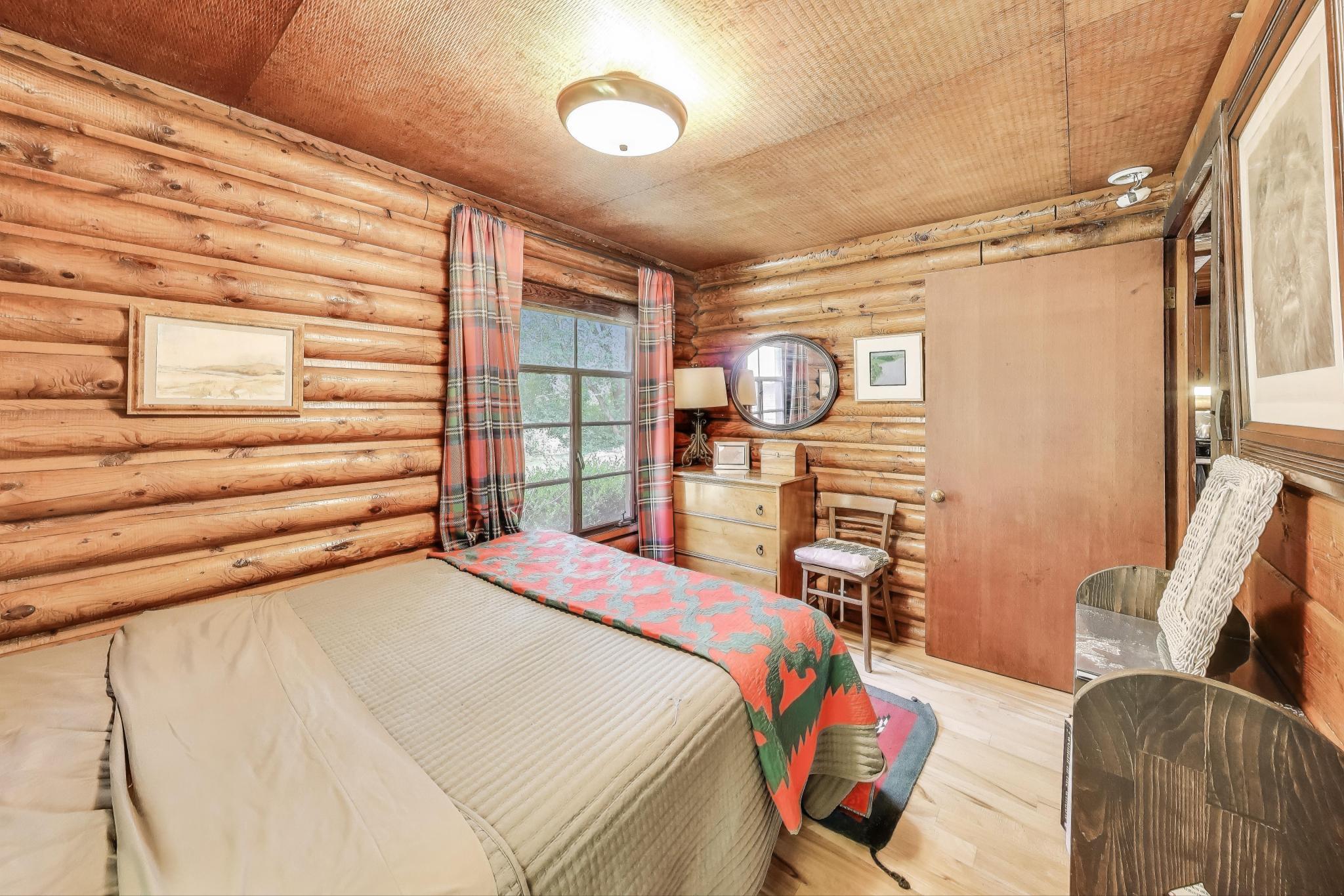 3257 W Marquette Woods Road