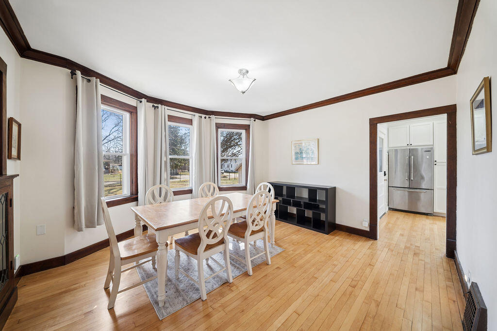 230 S Willard Street