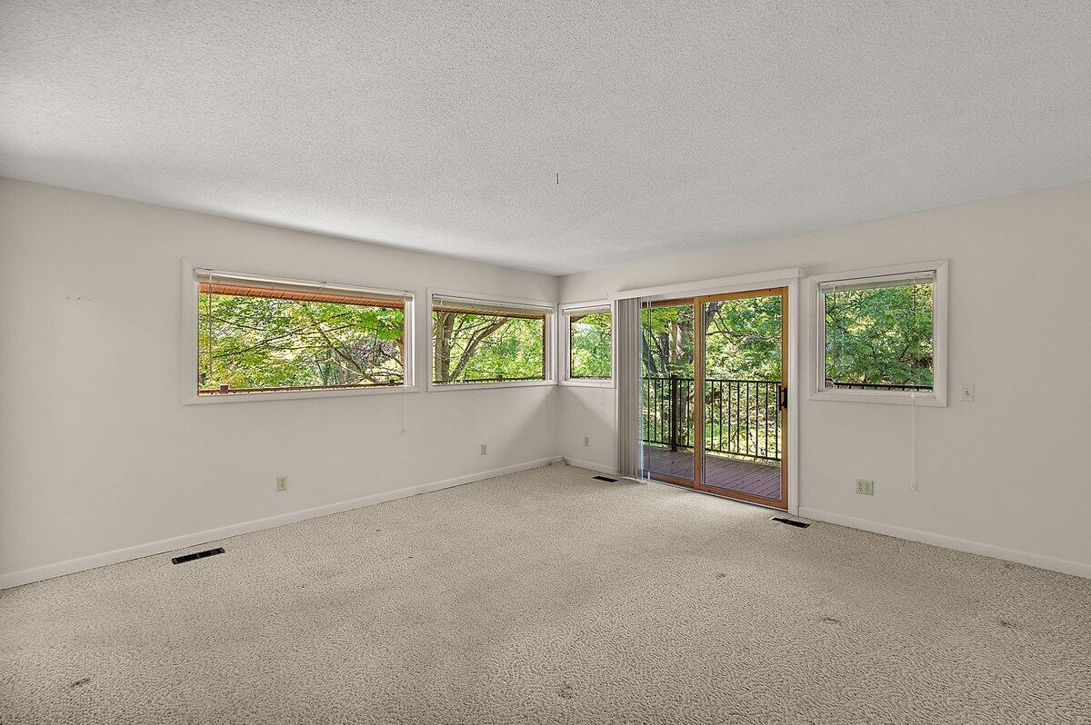 4816 Wylie Road