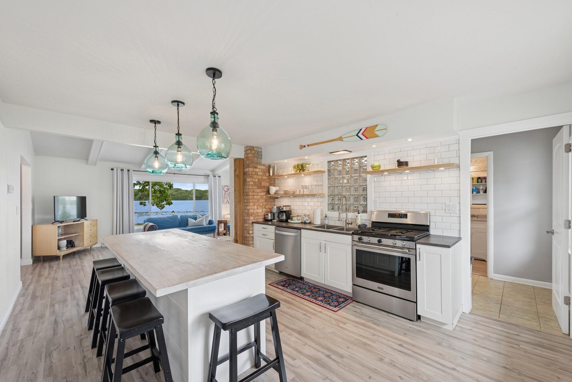 212 Lake Shore Drive