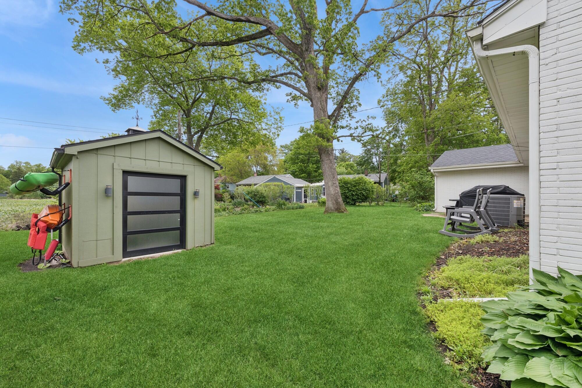 212 Lake Shore Drive
