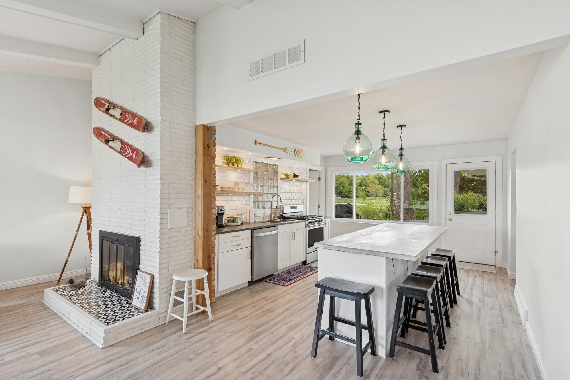 212 Lake Shore Drive