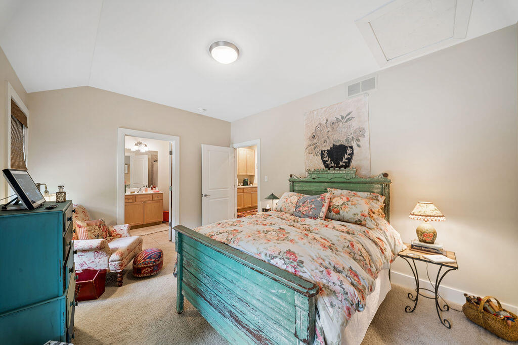 55 Magnolia Trail