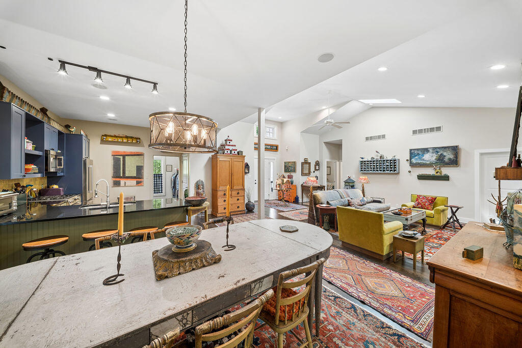 55 Magnolia Trail