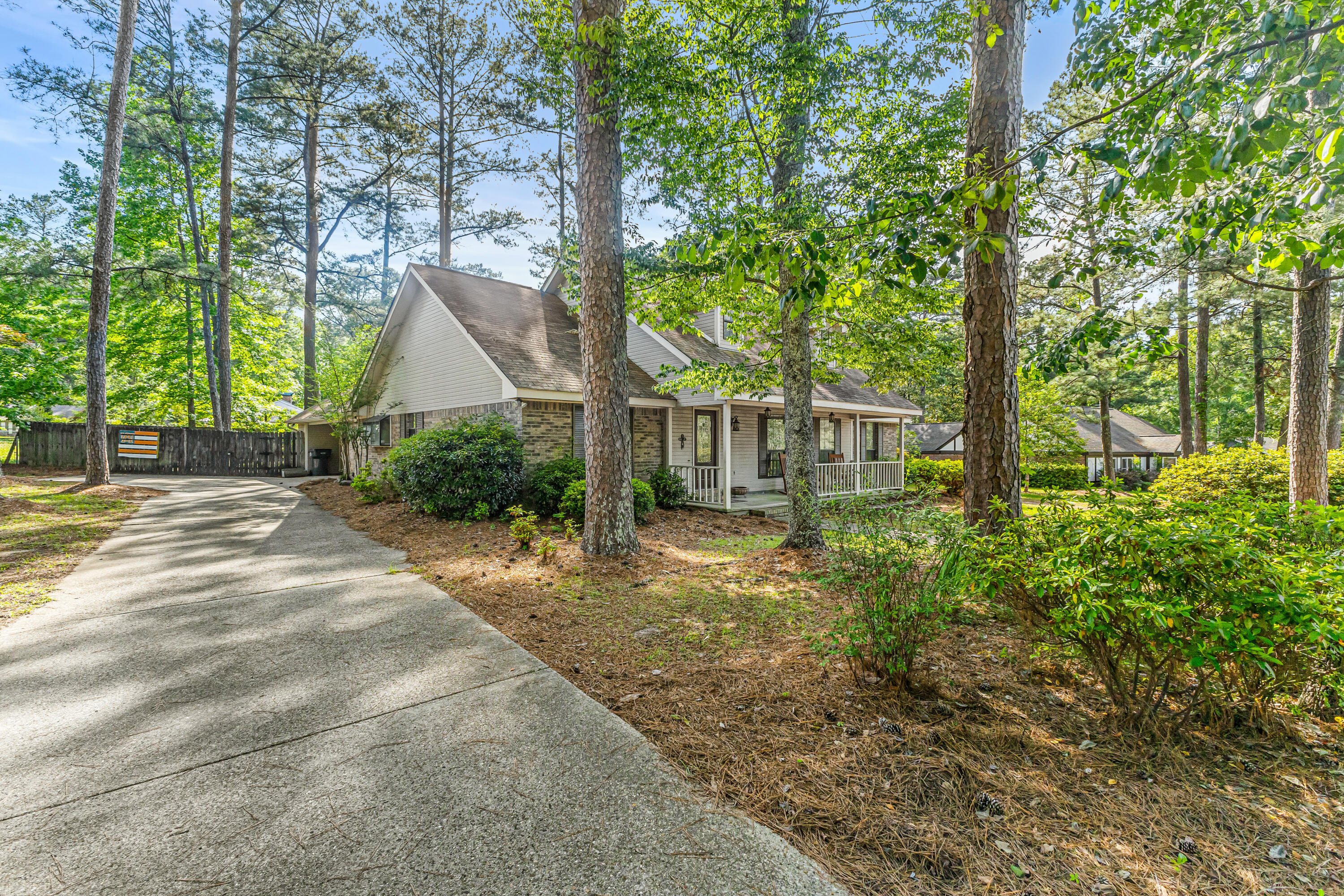 29 Leaf Ln.