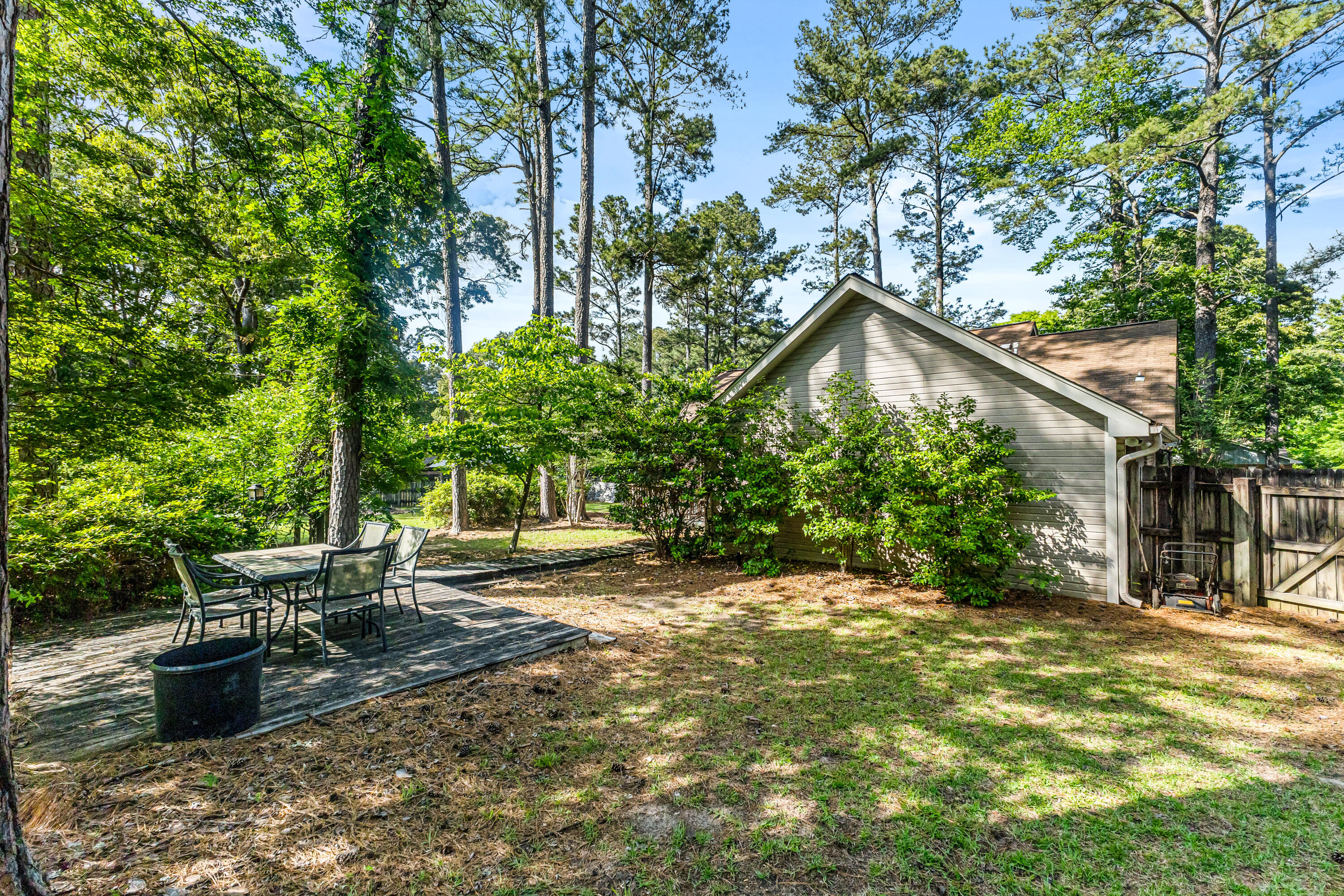 29 Leaf Ln.