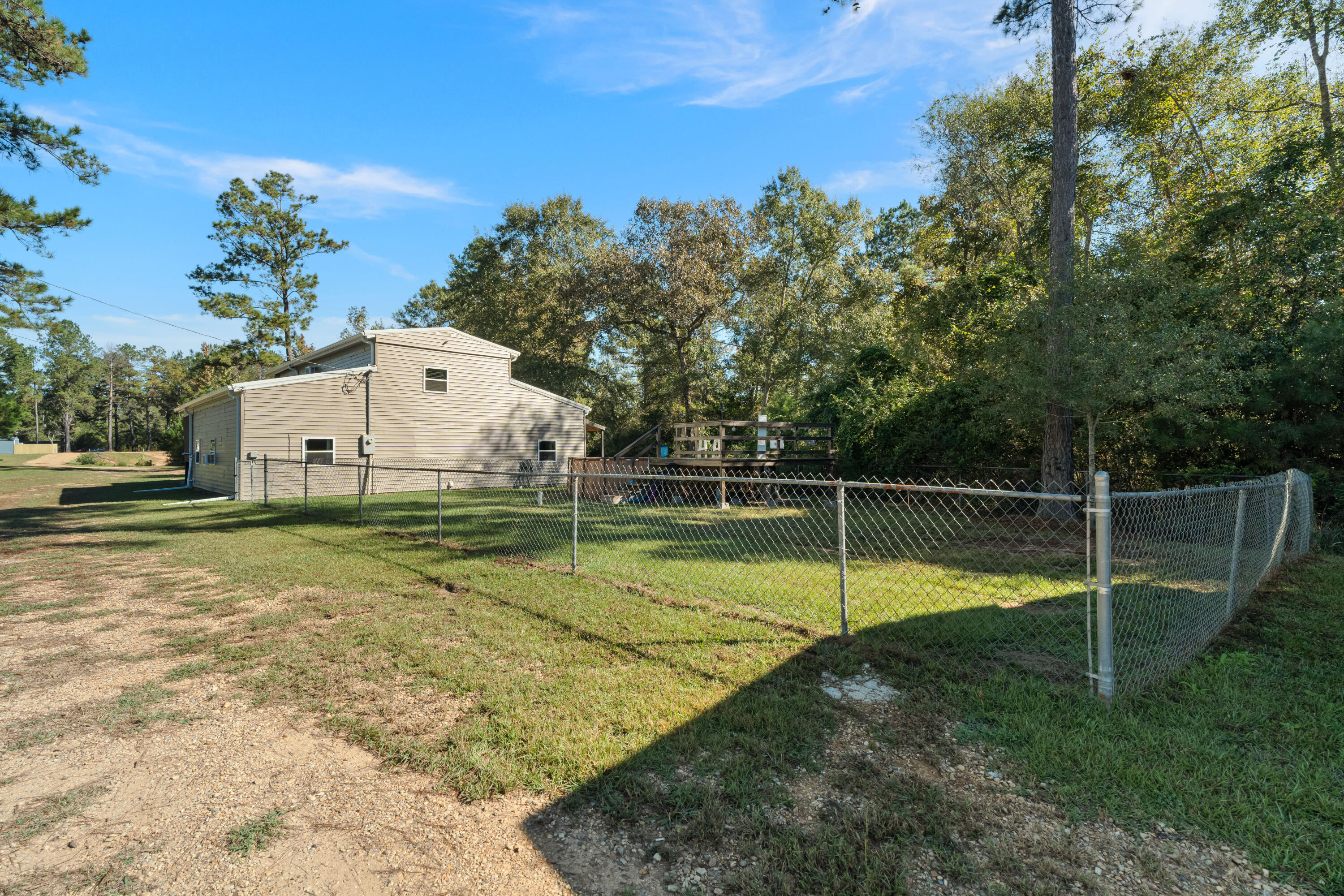 76 Entrekin Rd.