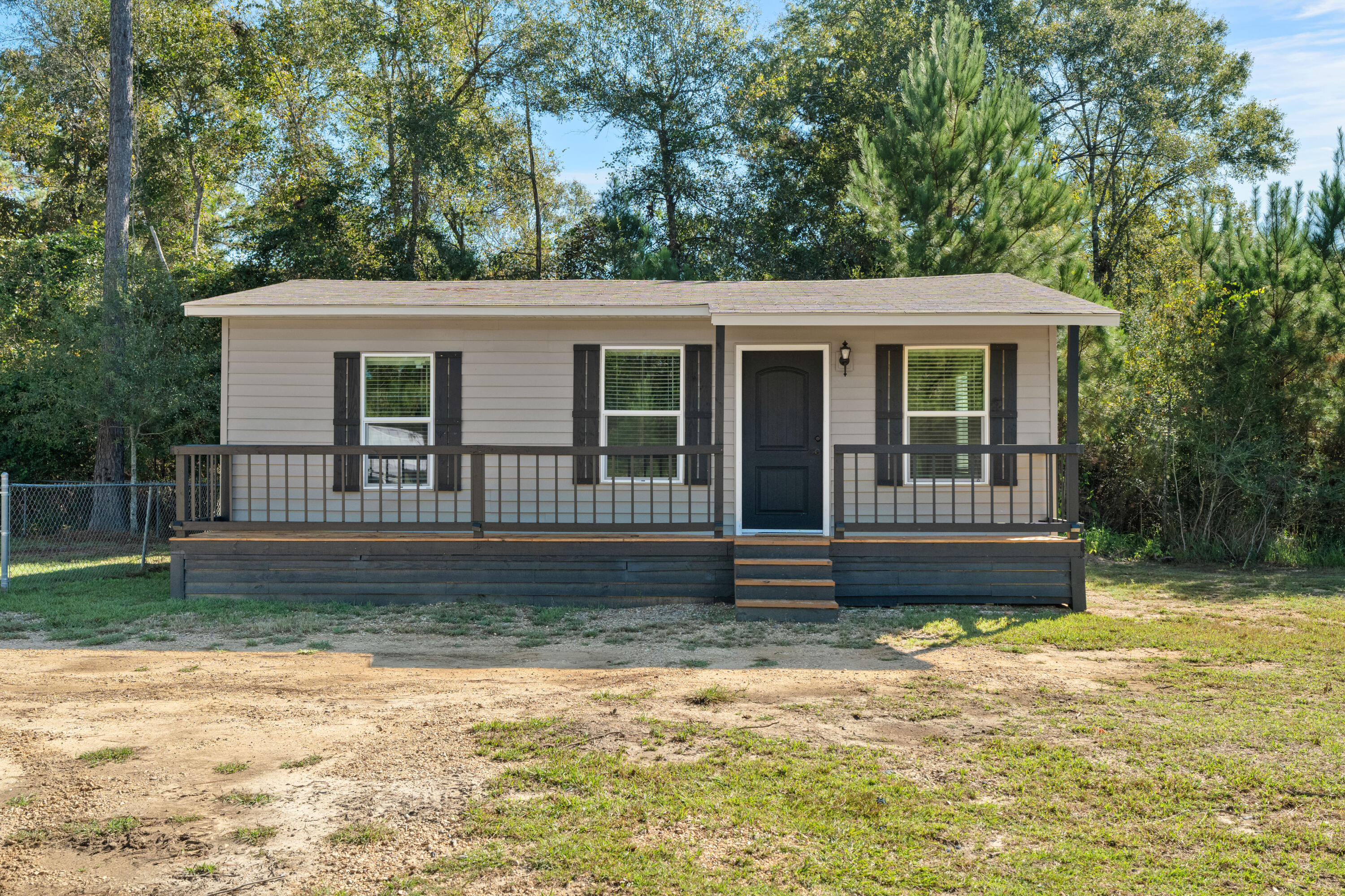 76 Entrekin Rd.