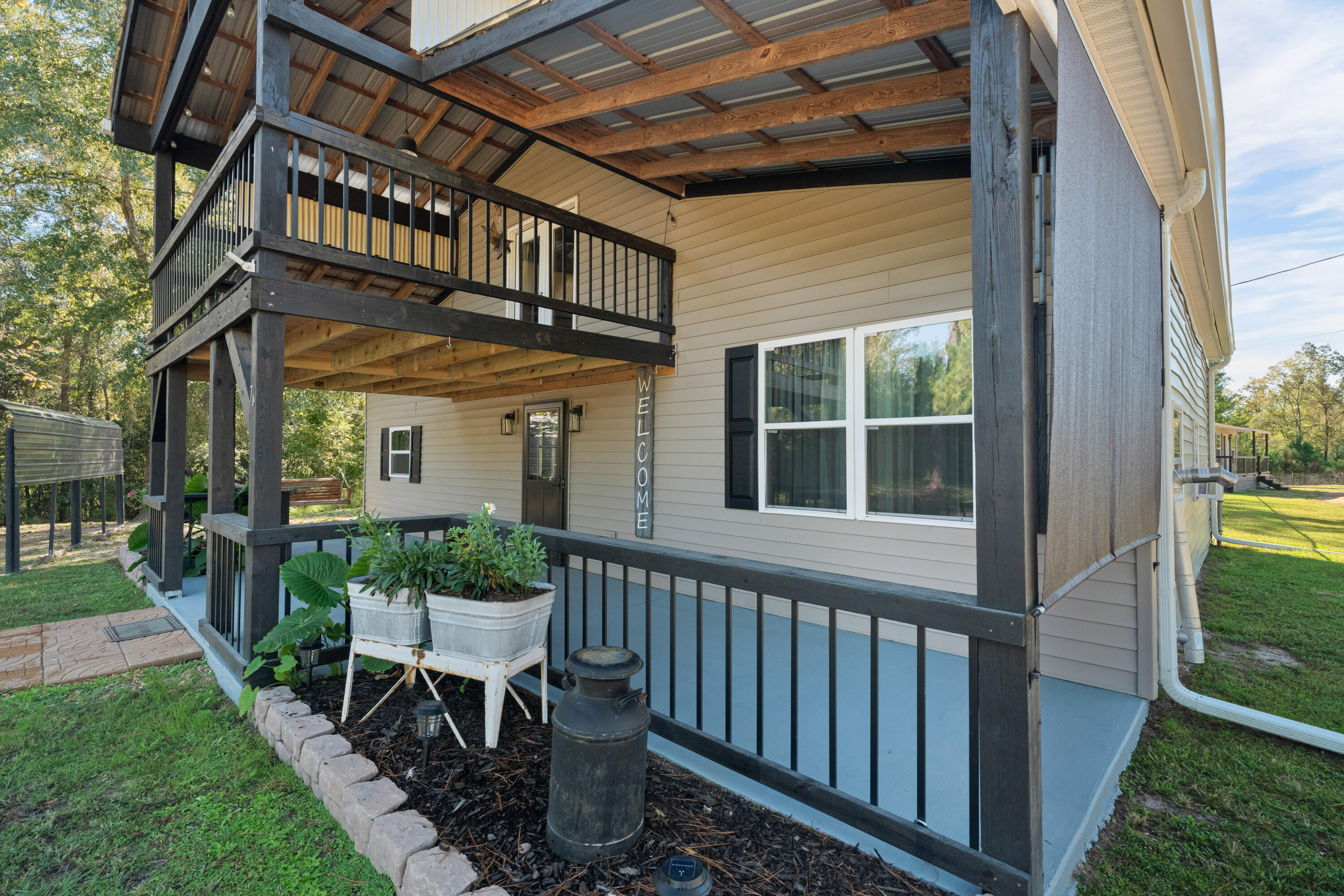 76 Entrekin Rd.