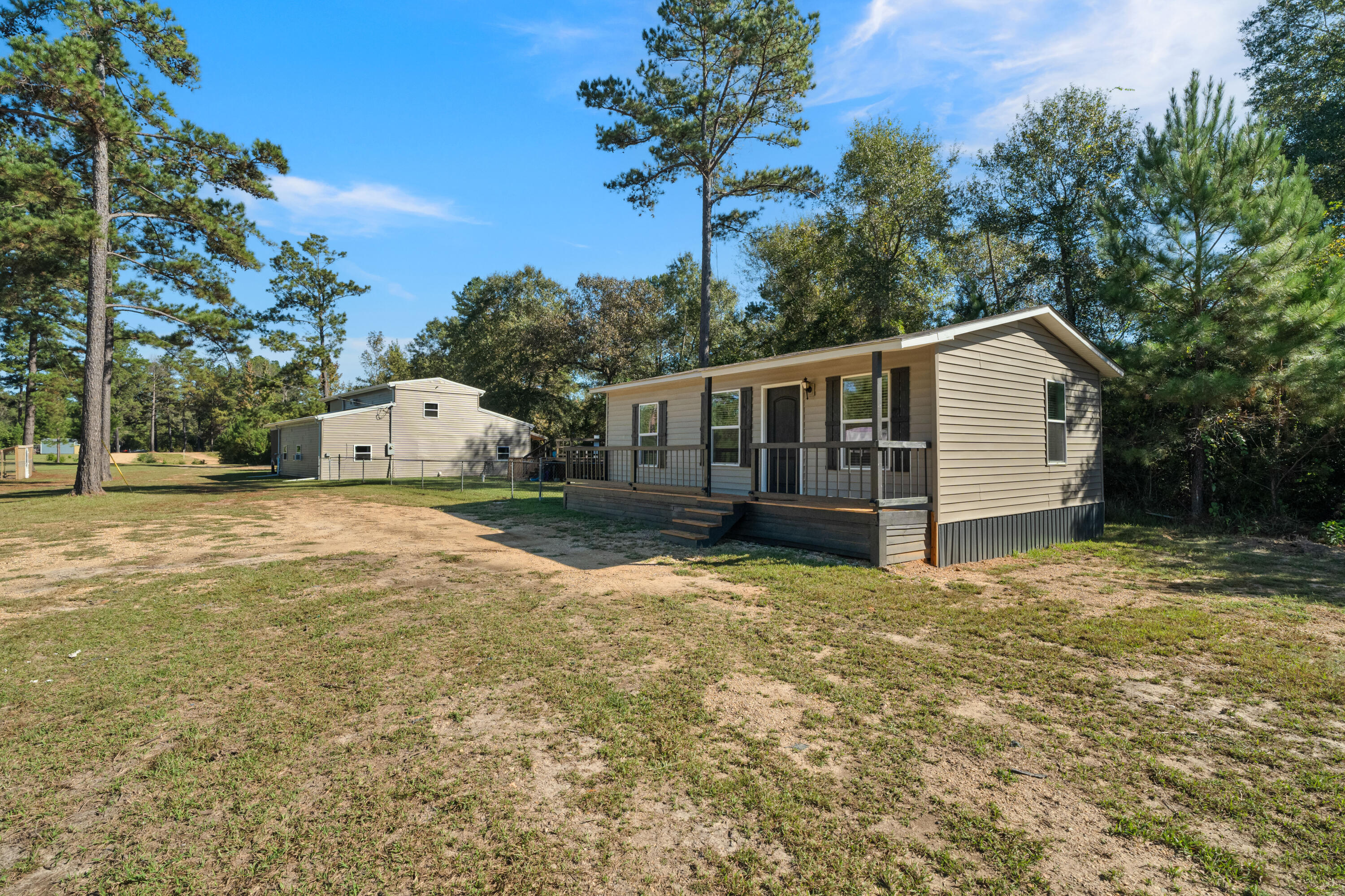 76 Entrekin Rd.