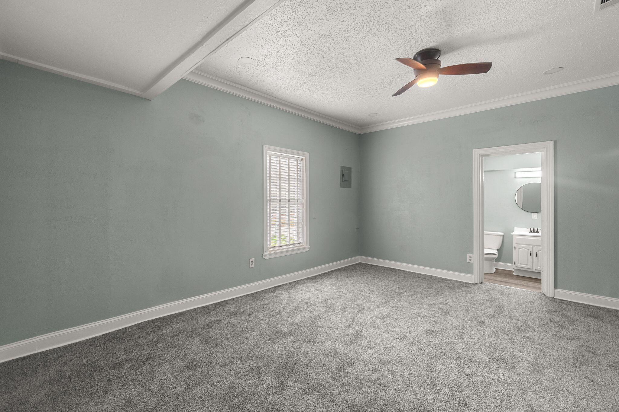 1205 Kinnard