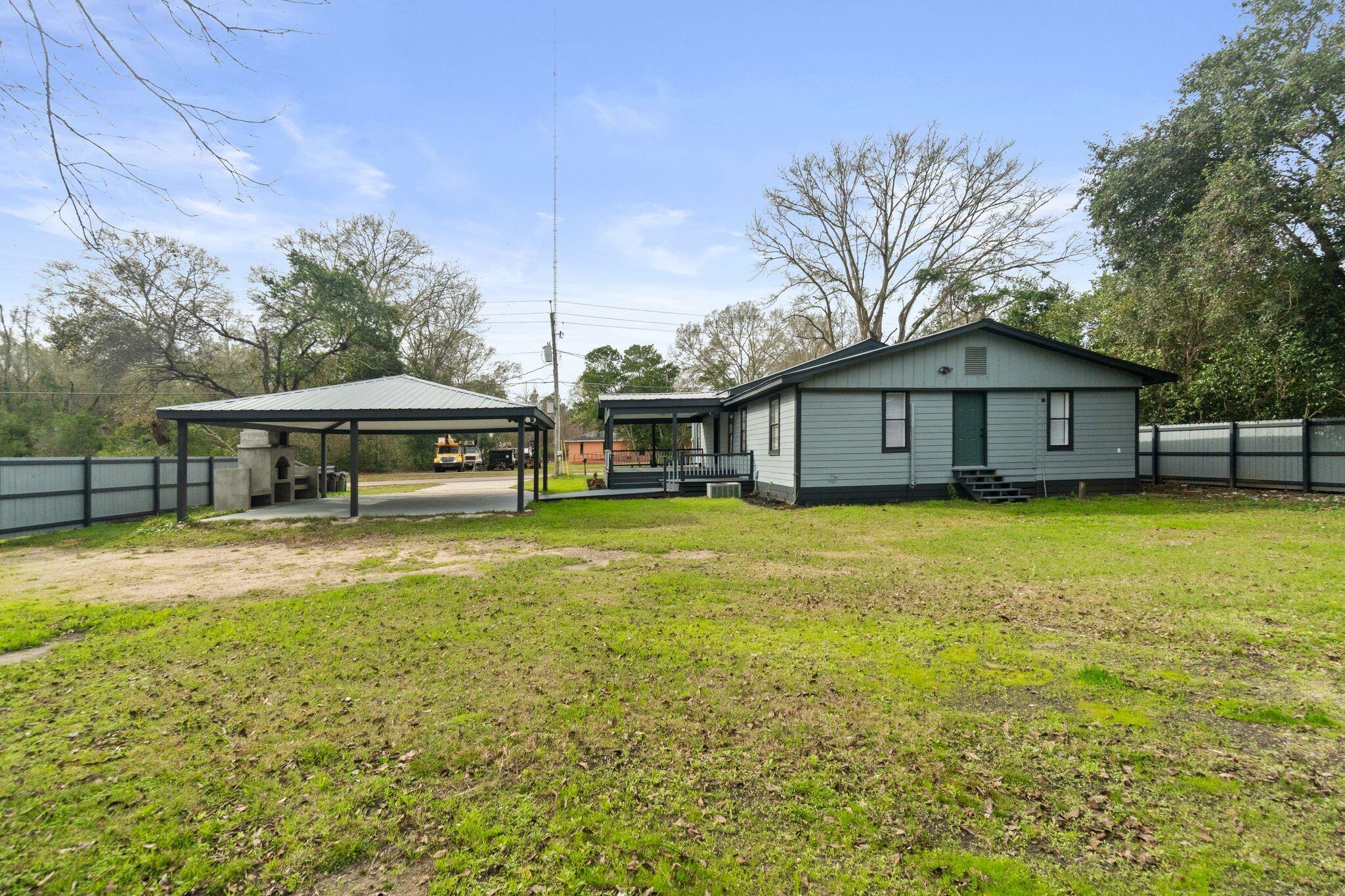 1205 Kinnard