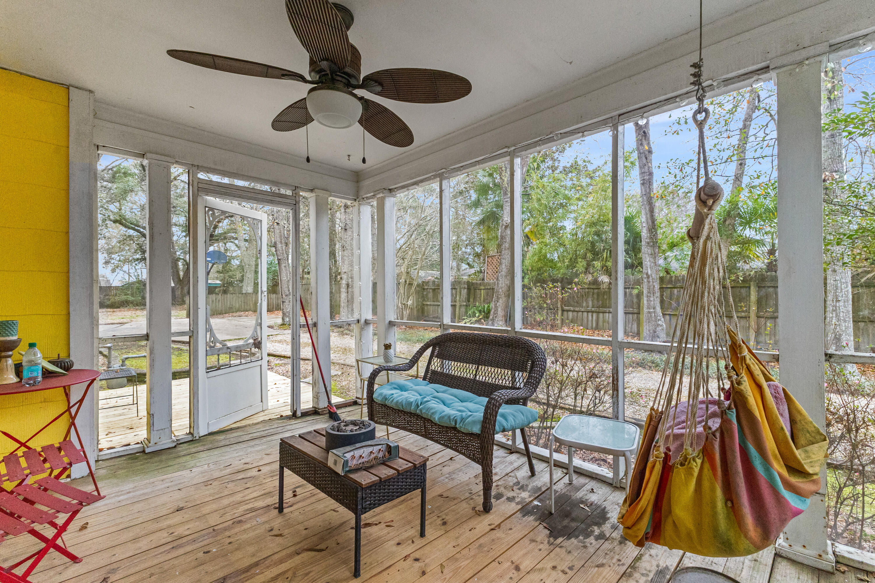 207 S 24th Ave.