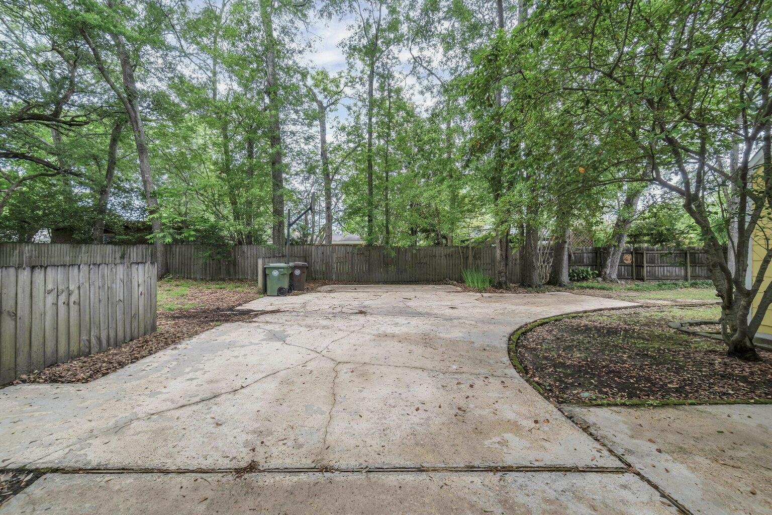 207 S 24th Ave.