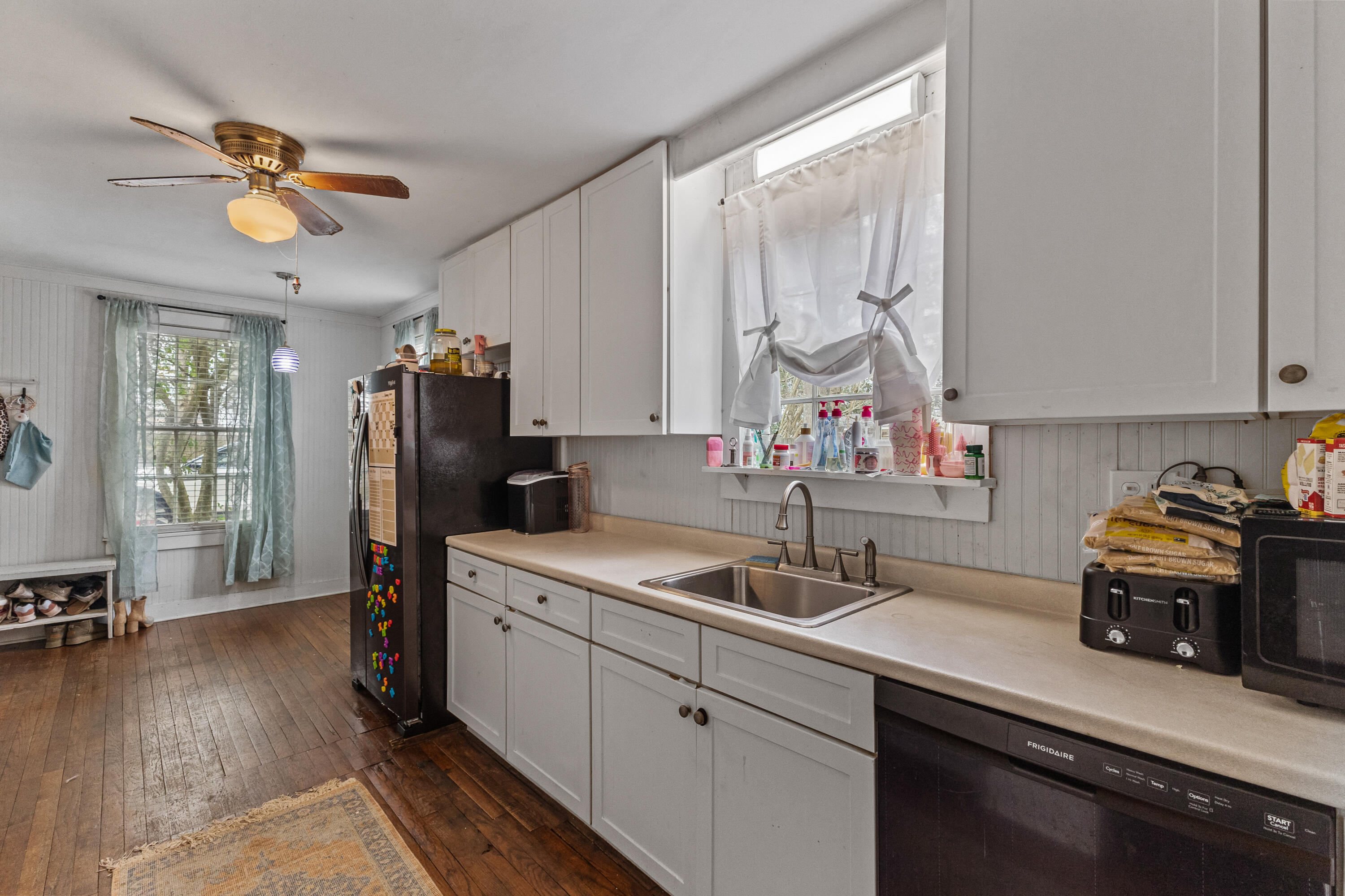 207 S 24th Ave.