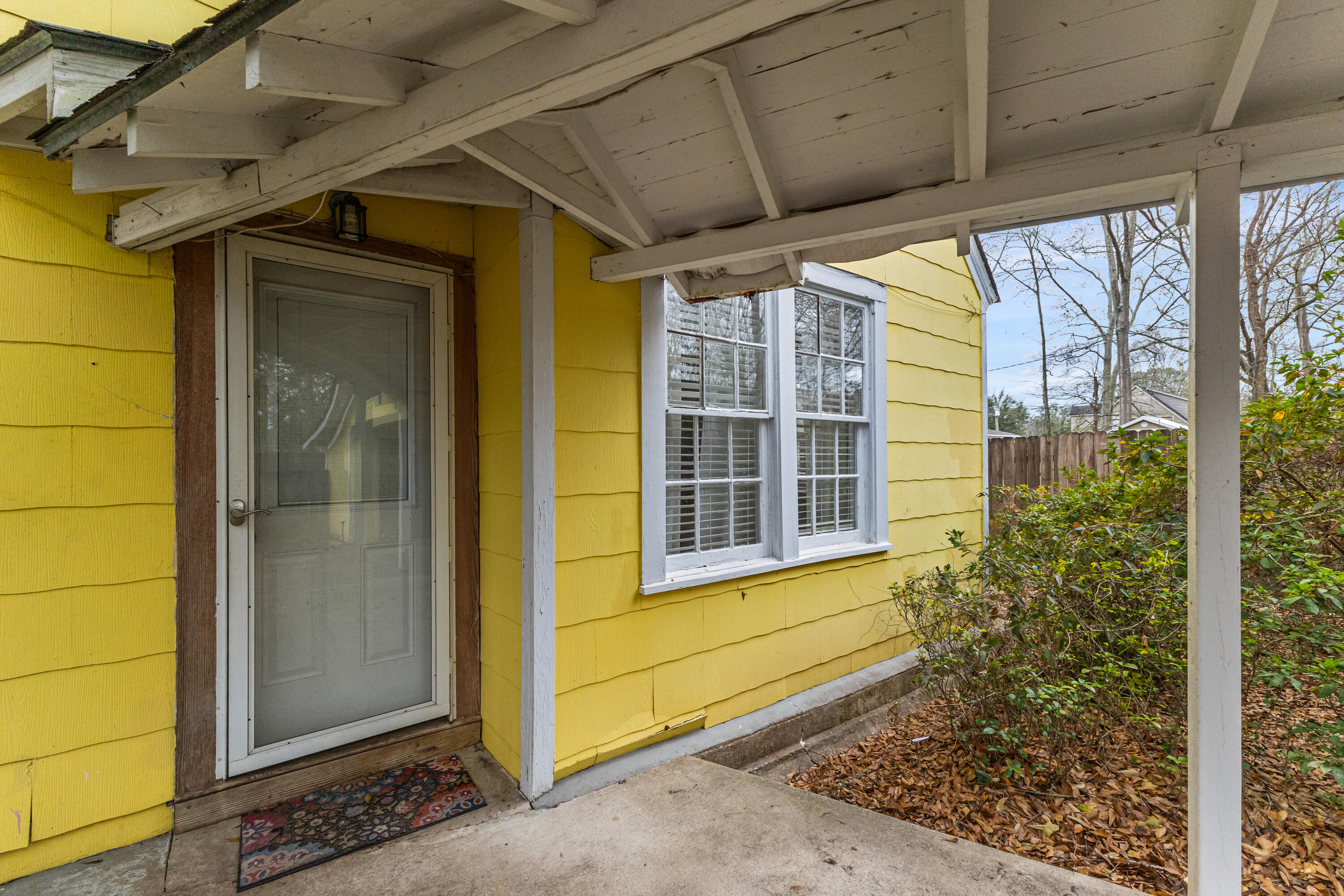 207 S 24th Ave.