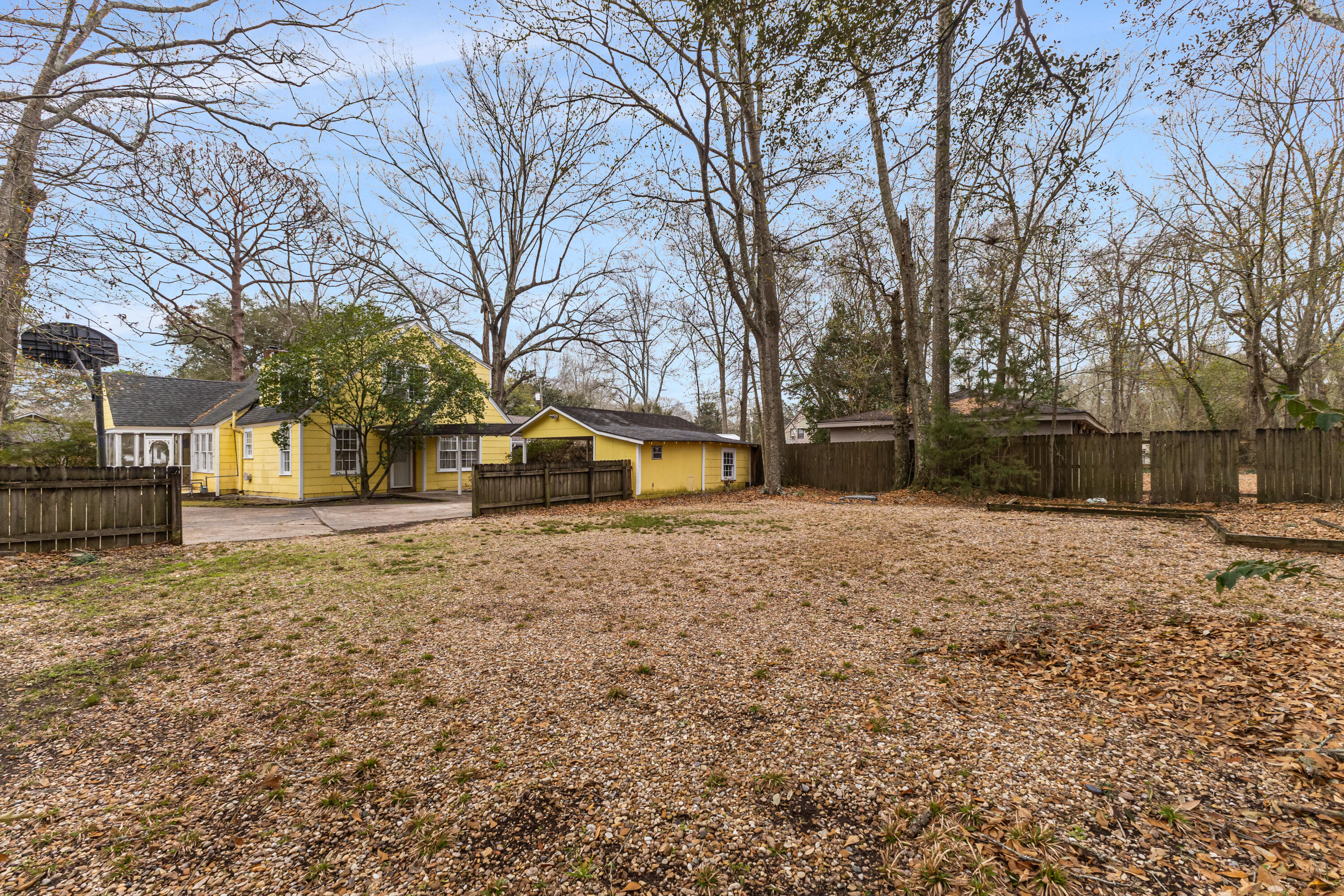 207 S 24th Ave.