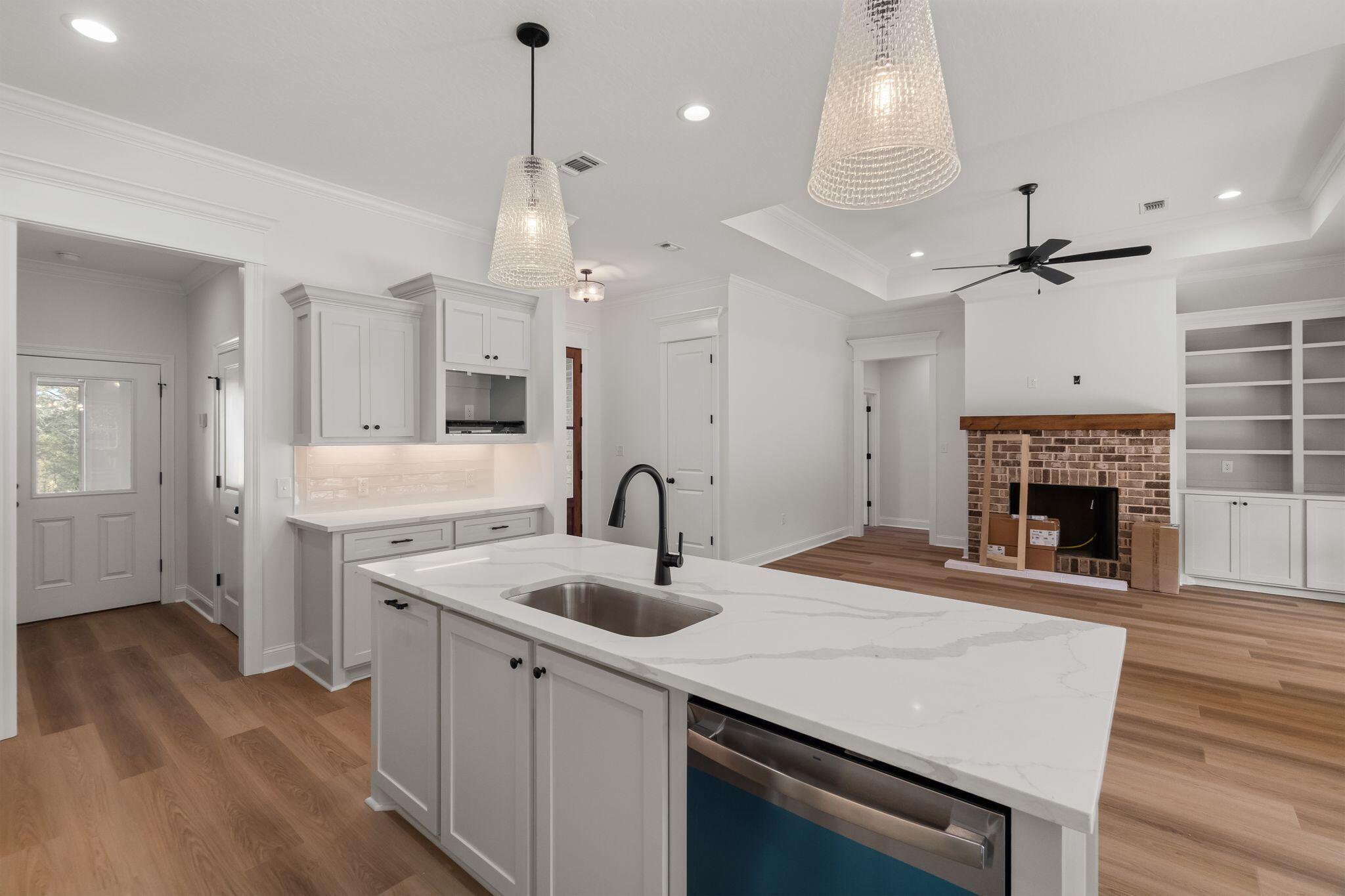 44 Sapphire Dr.