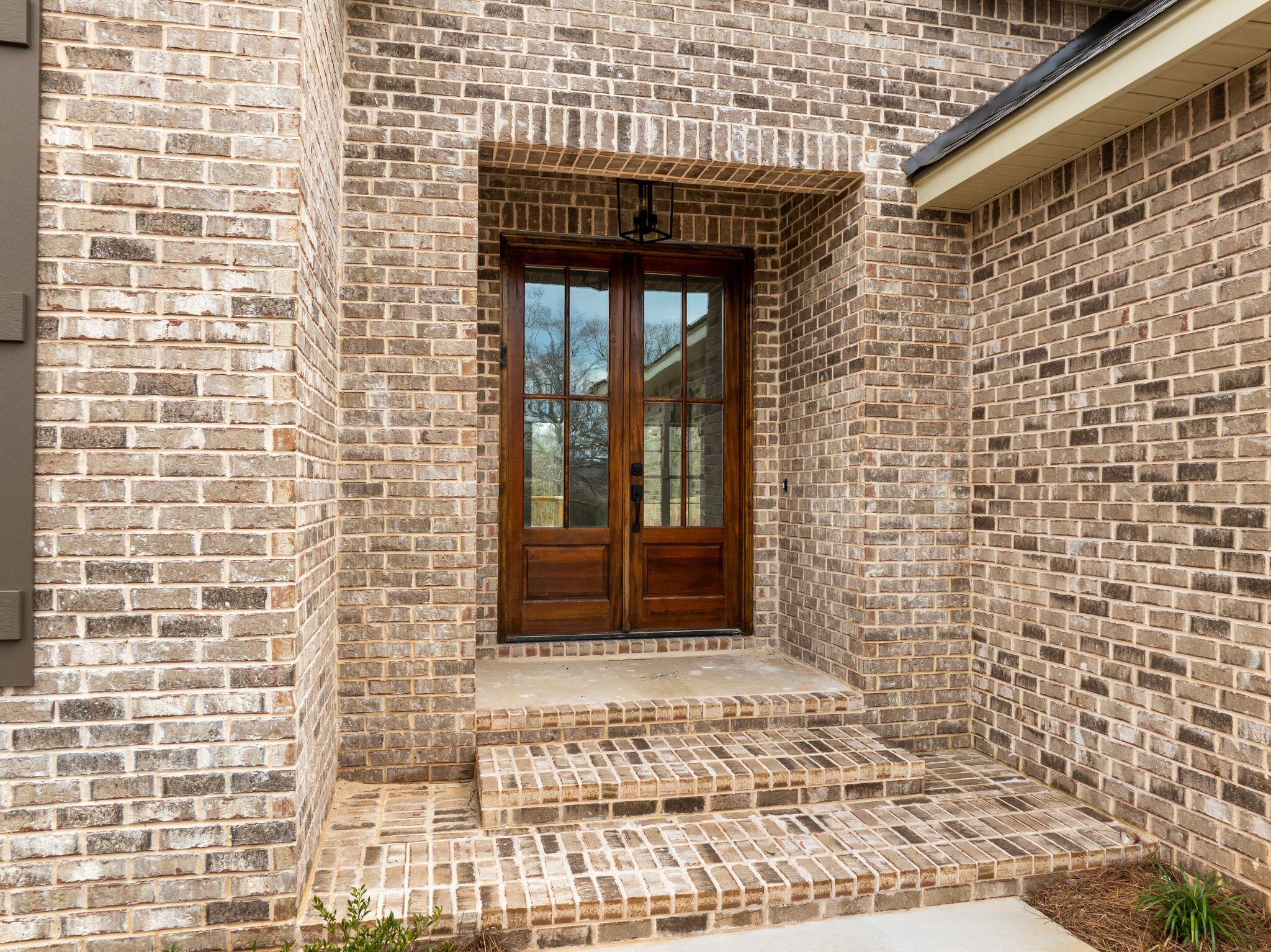 44 Sapphire Dr.