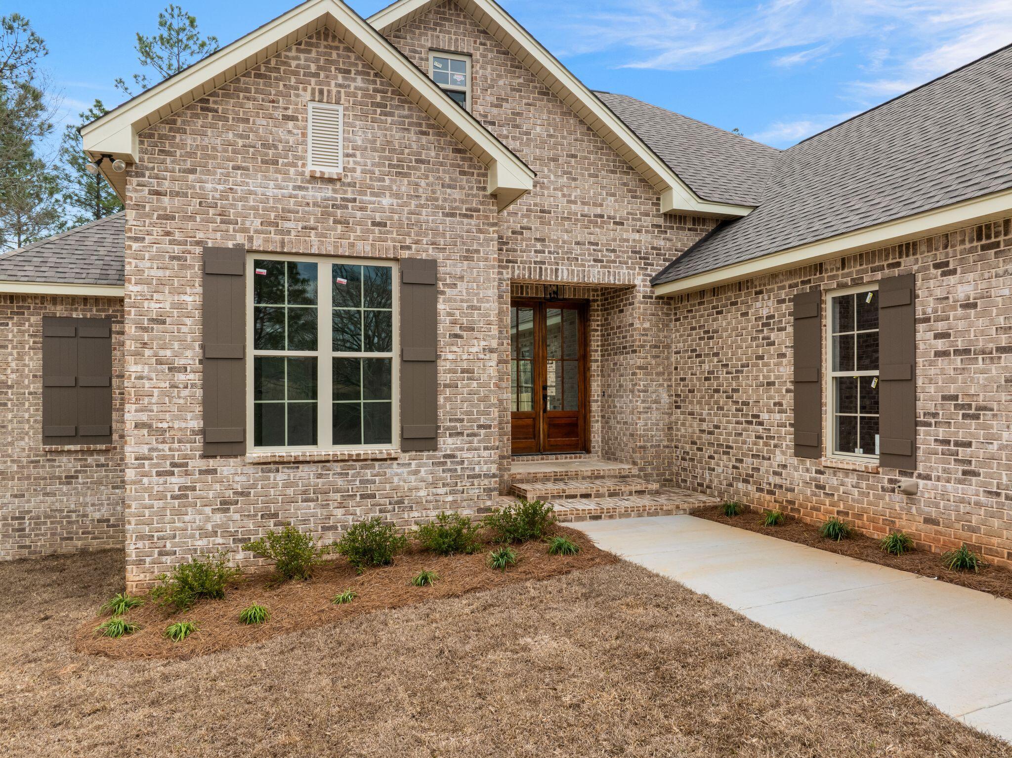44 Sapphire Dr.