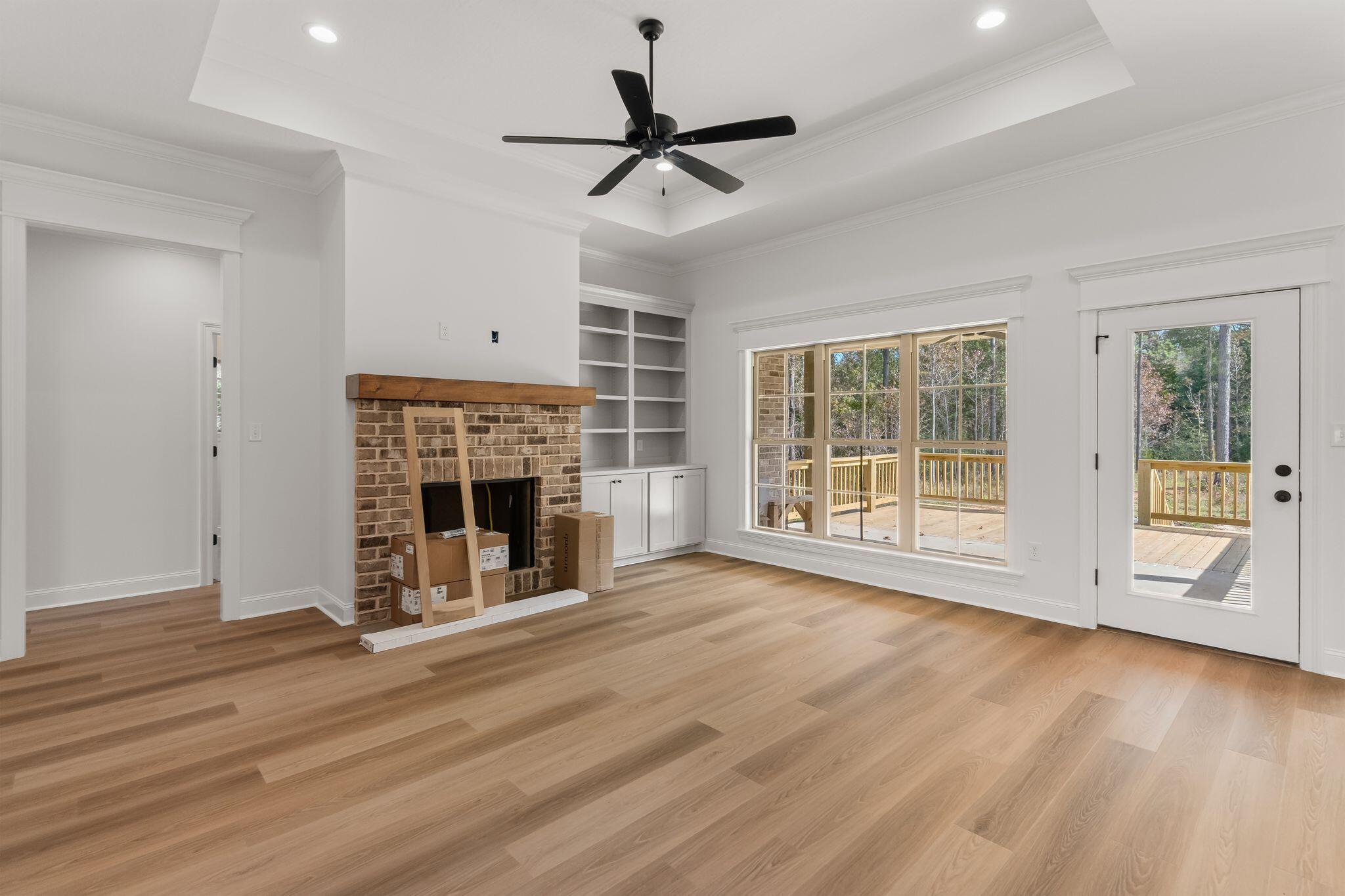 44 Sapphire Dr.