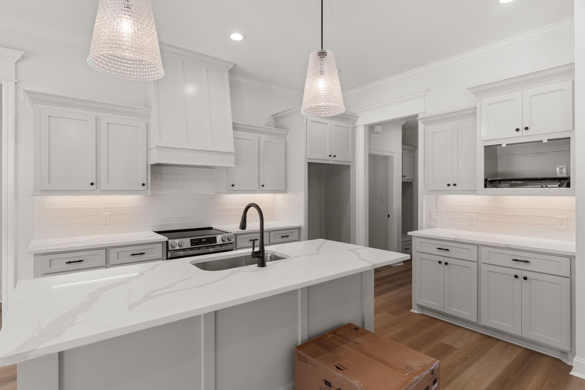 44 Sapphire Dr.