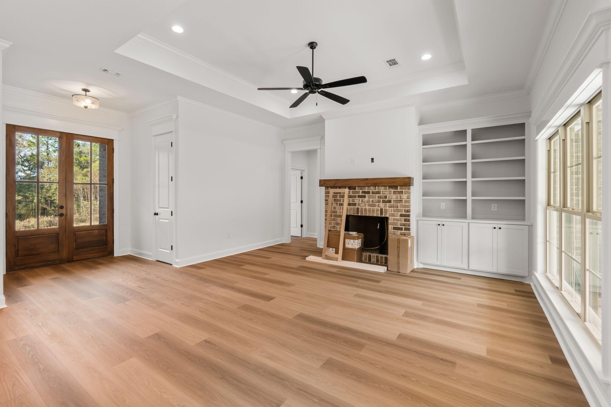 44 Sapphire Dr.