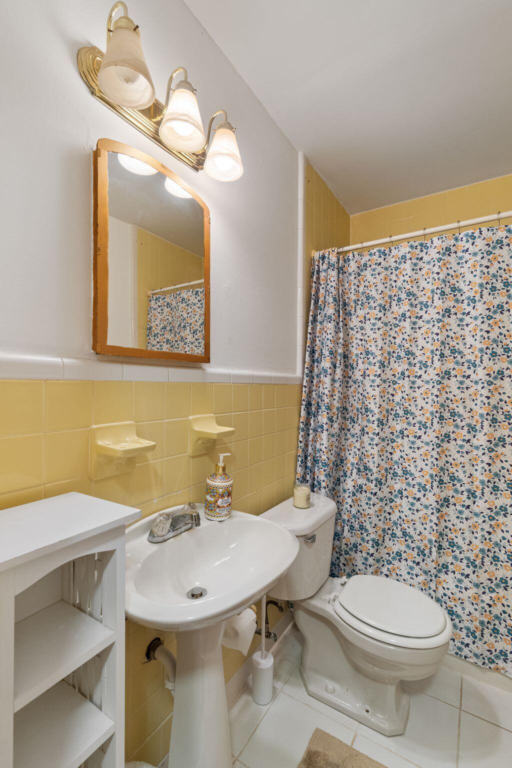 1815 2nd Terrace