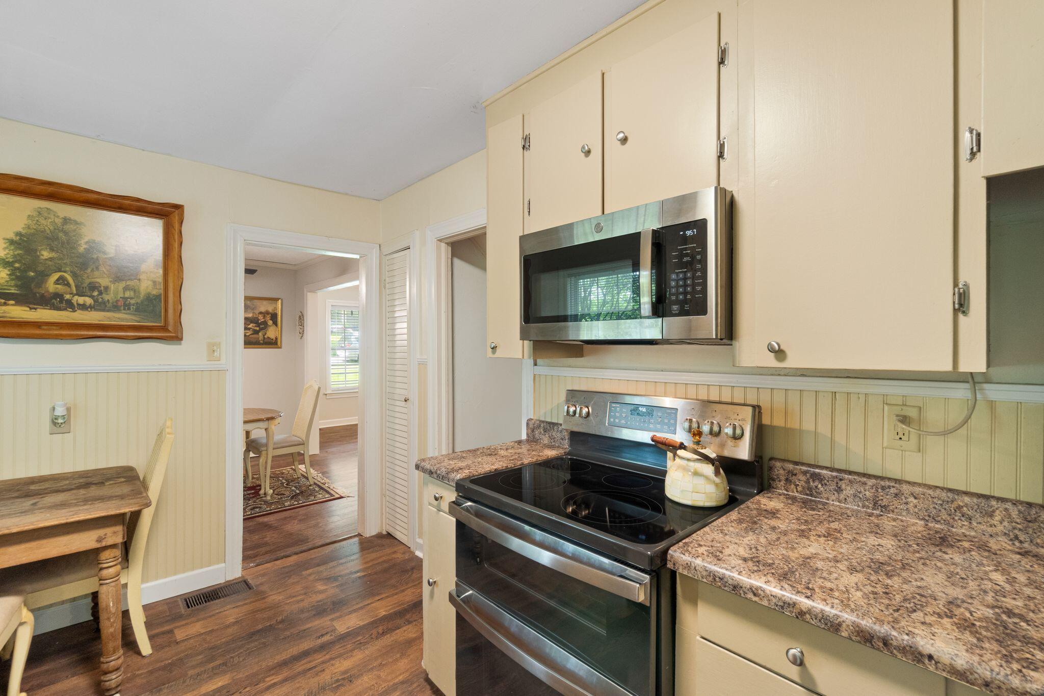 1815 2nd Terrace