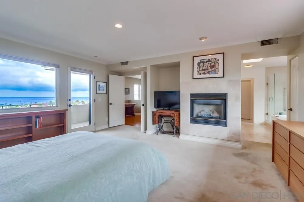 7129 Fay