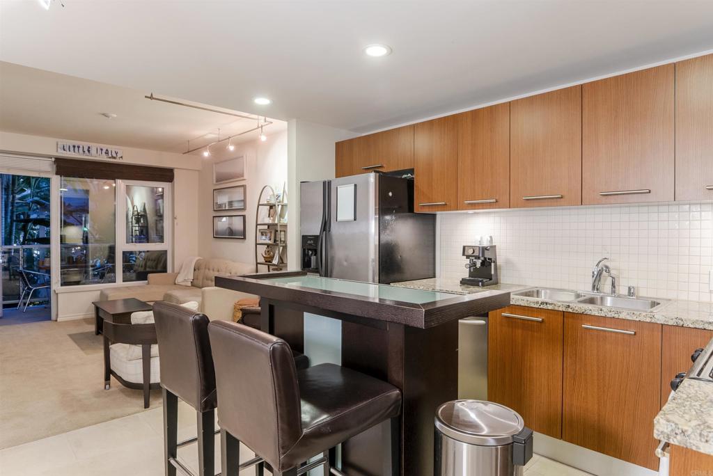 1431 Pacific Highway 202