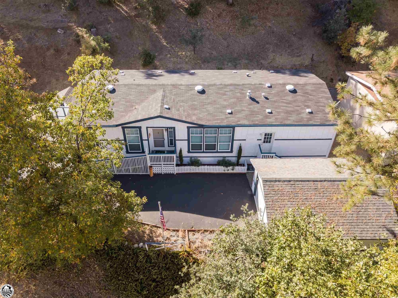 22622 Whispering Pines