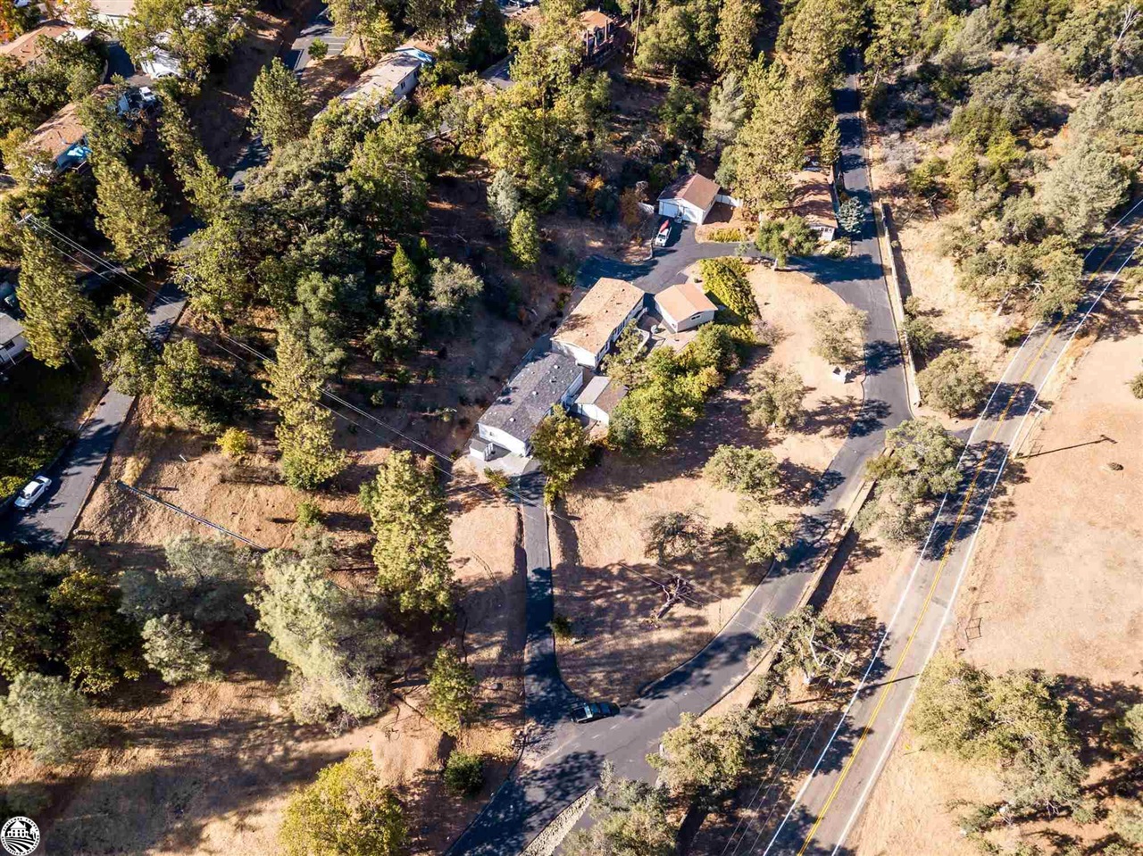 22622 Whispering Pines