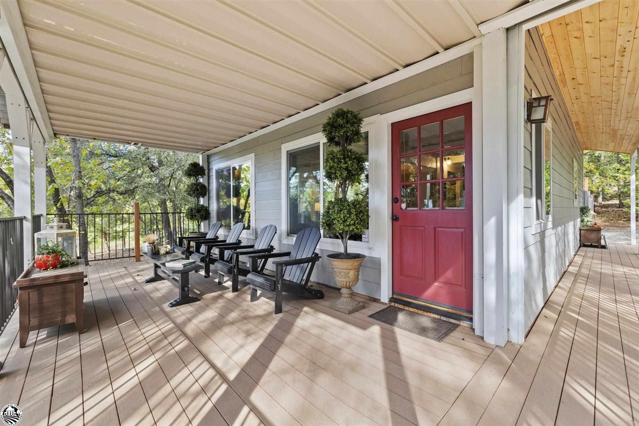 18927 Sycamore Circle