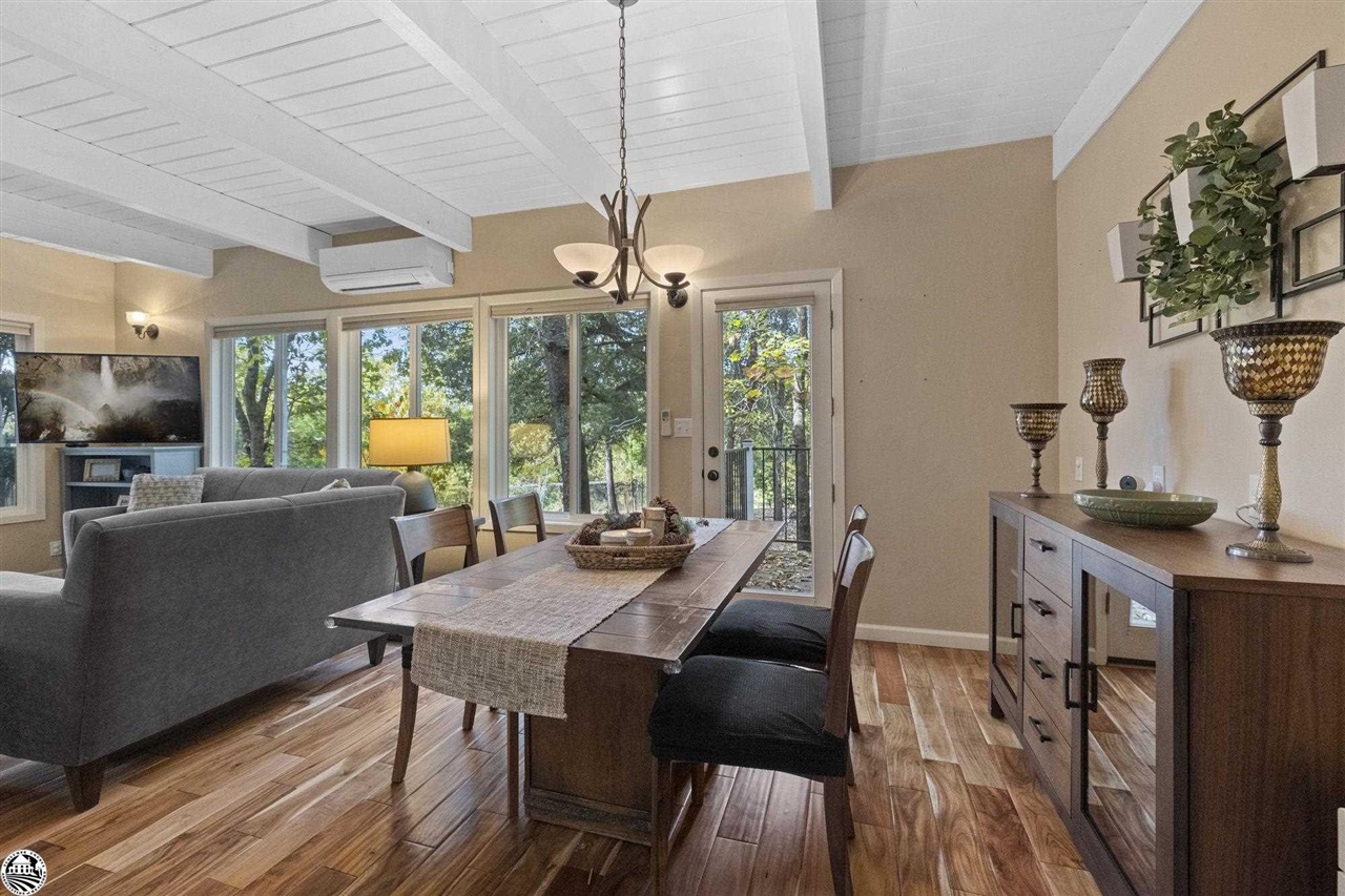 18927 Sycamore Circle