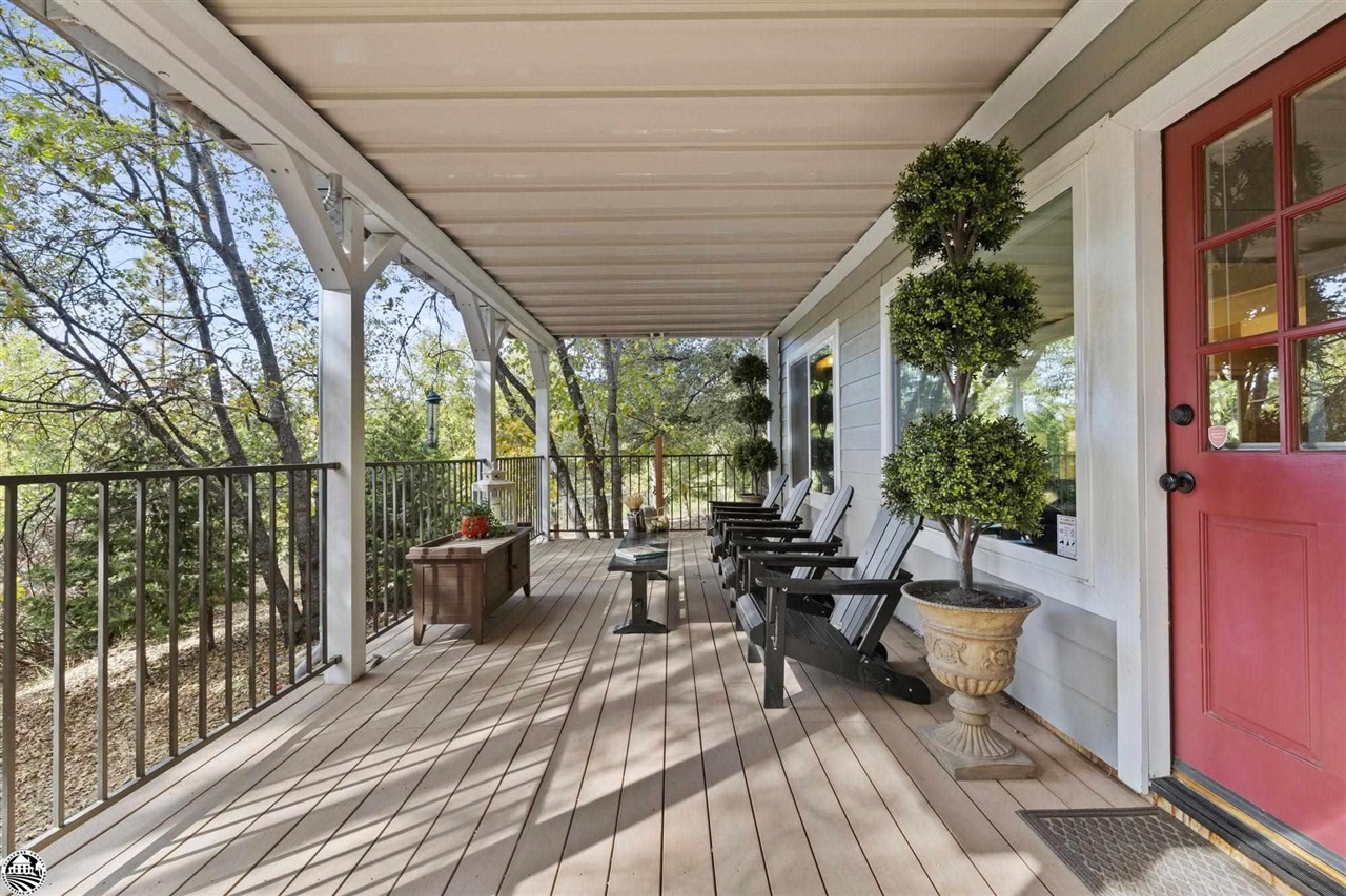 18927 Sycamore Circle