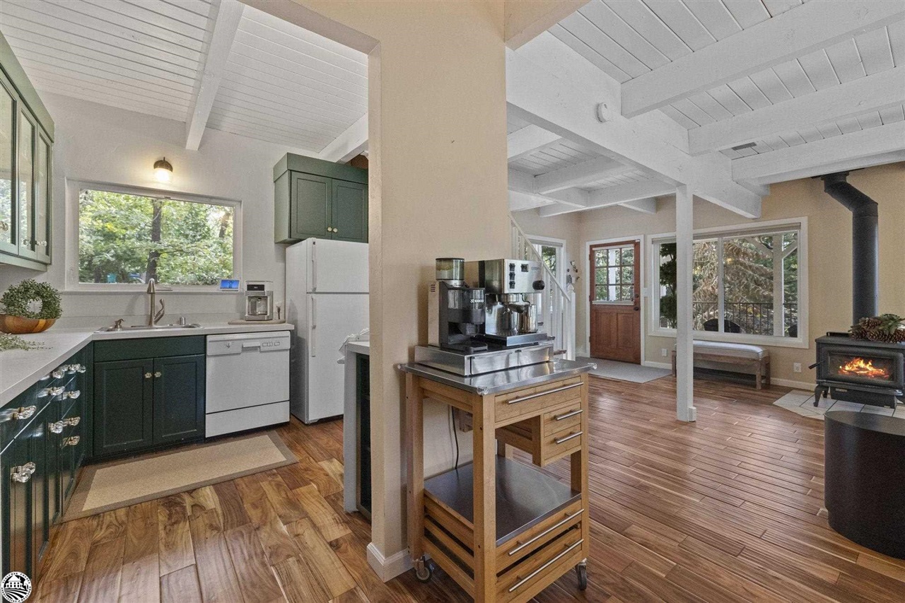 18927 Sycamore Circle