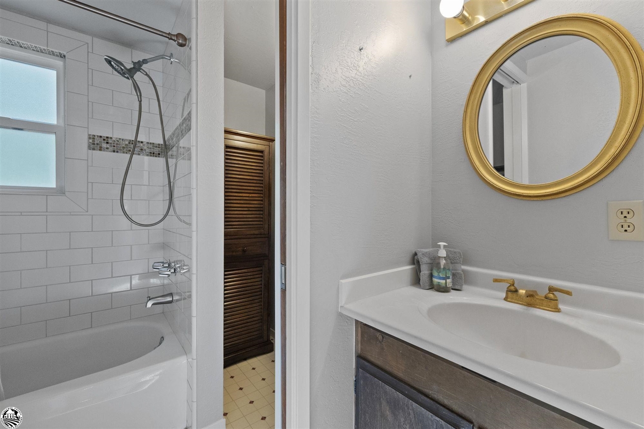 18927 Sycamore Circle