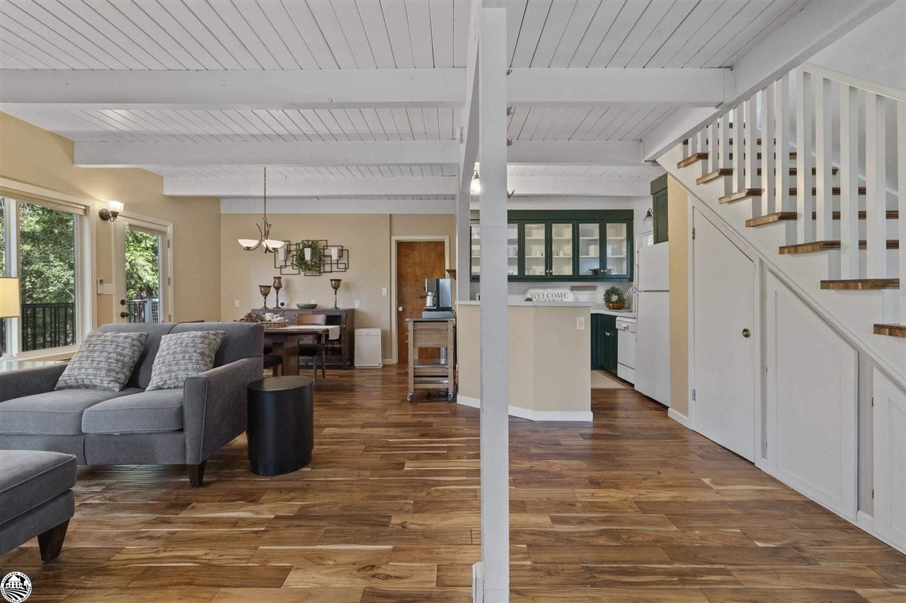 18927 Sycamore Circle