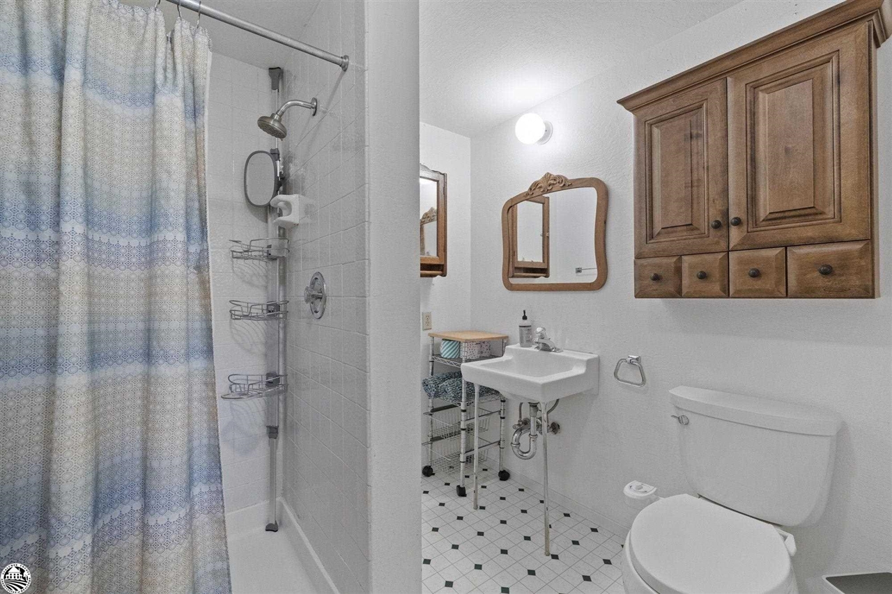 18927 Sycamore Circle