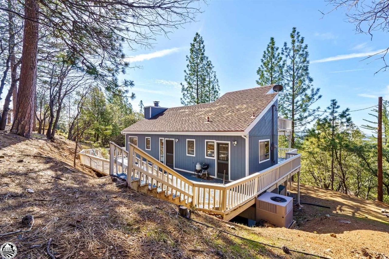 23869 Stable Rd