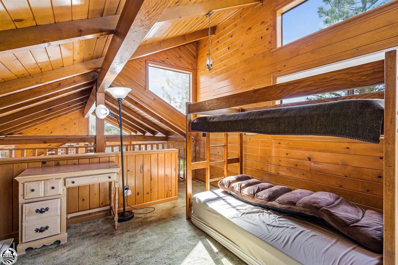 23869 Stable Rd