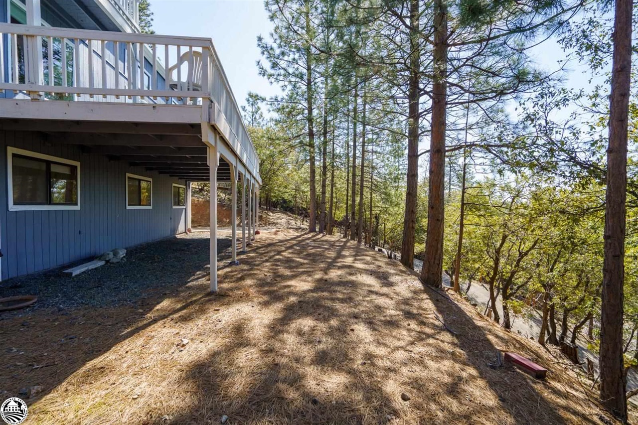 23869 Stable Rd
