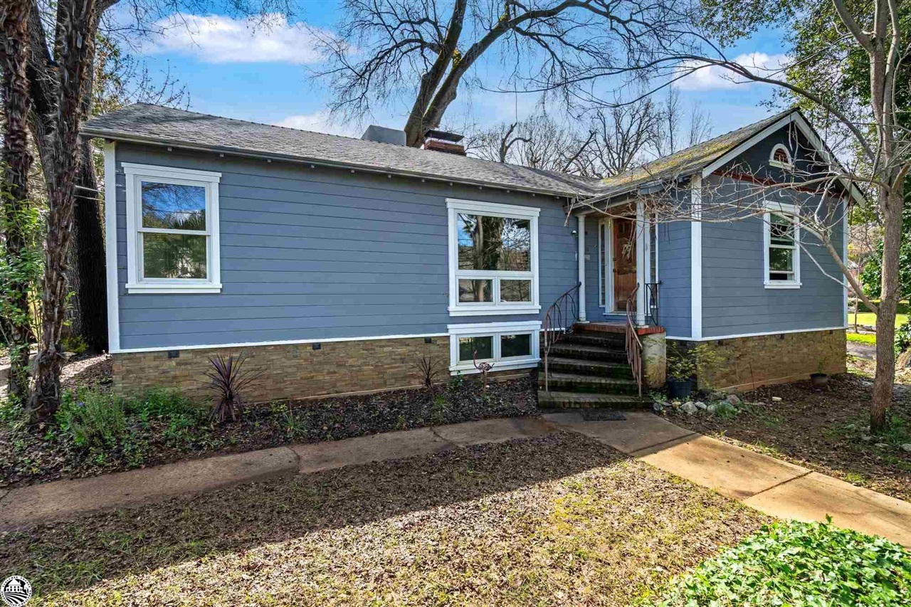 110 Columbia Way