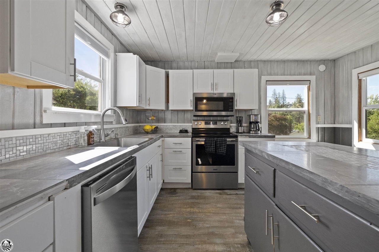 19670 Carne Richards Rd