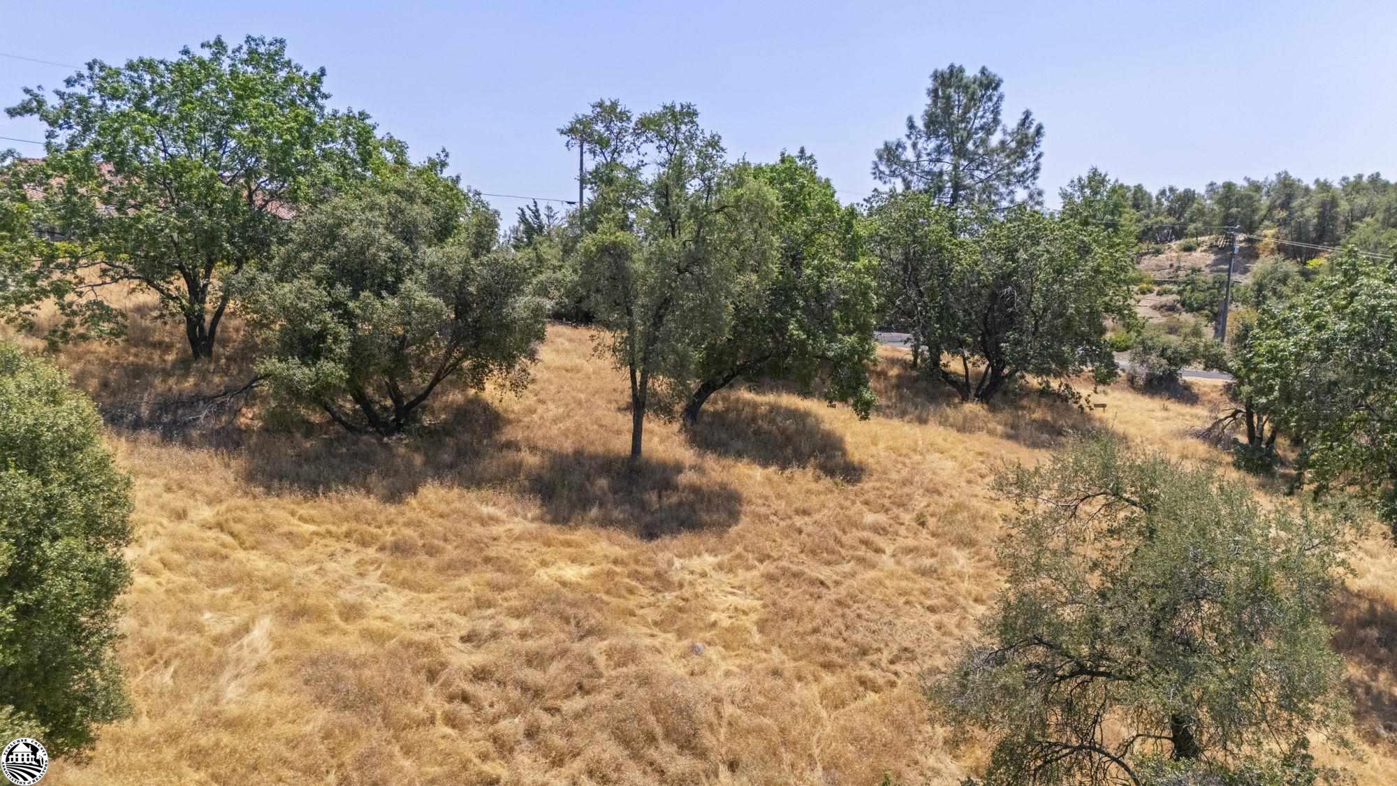 16400 Crestridge Ave