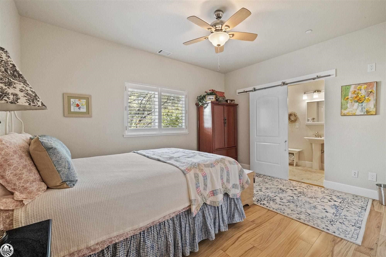 21831 Sawmill Flat Rd