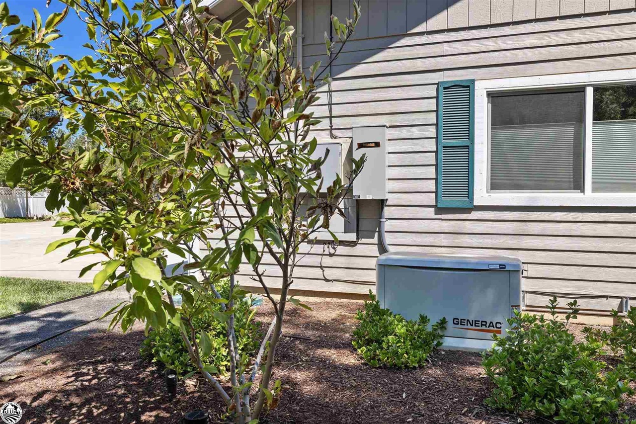 21831 Sawmill Flat Rd