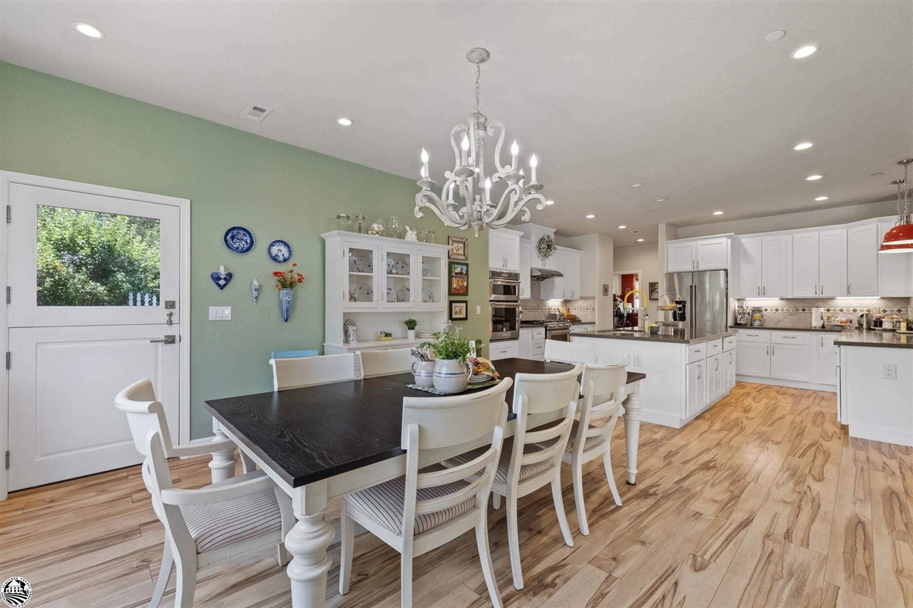 21831 Sawmill Flat Rd