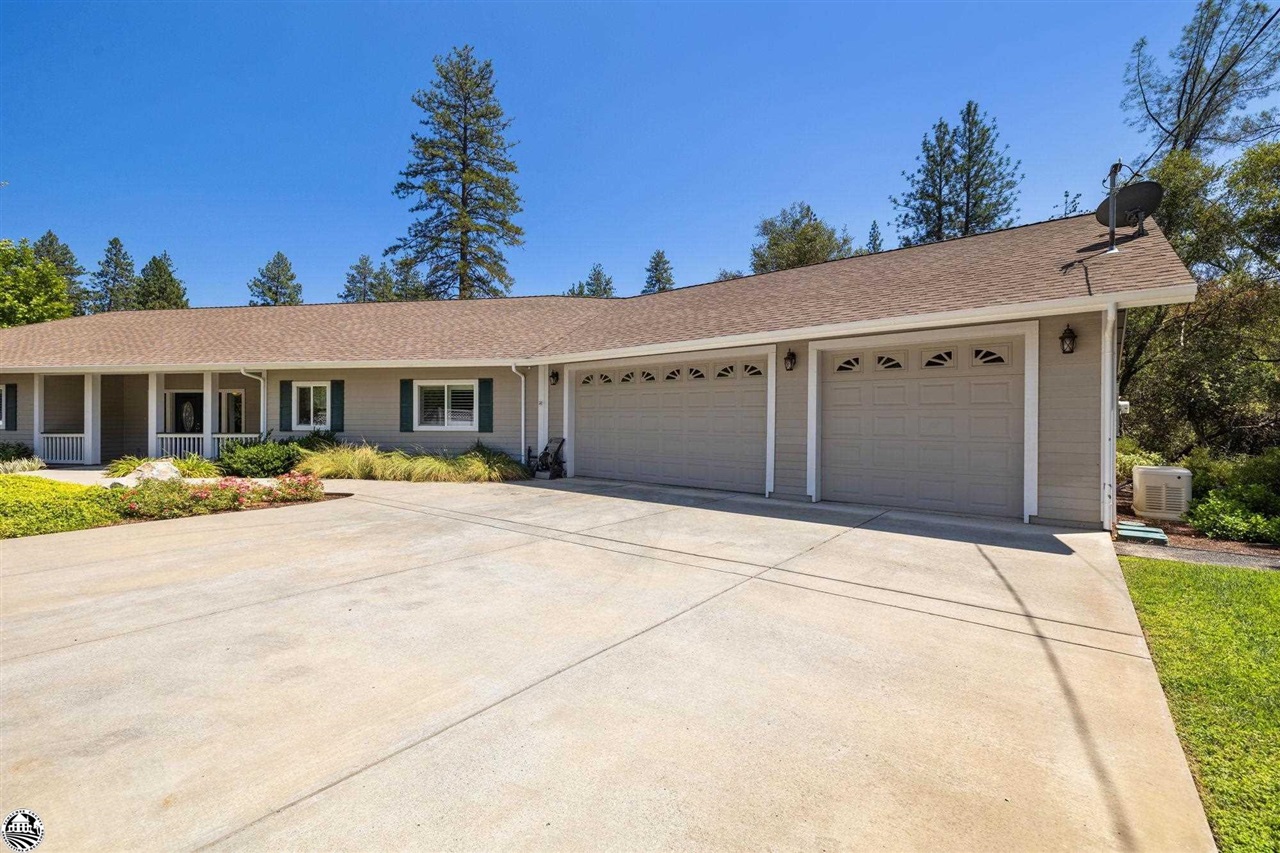 21831 Sawmill Flat Rd